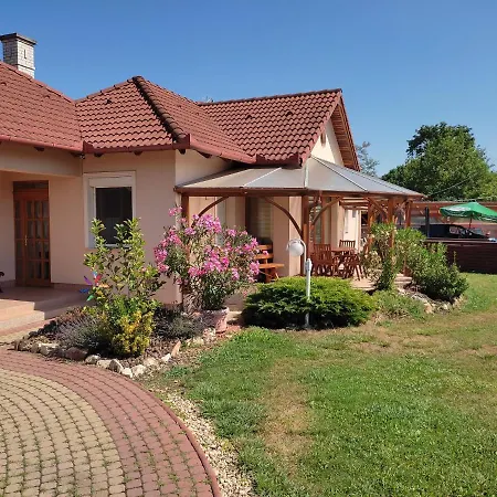 Aqua Azur Apartmán Hajdúszoboszló