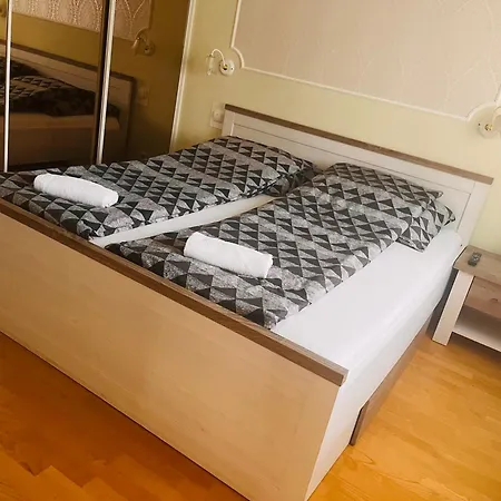 Aqua Azur Apartman Apartment