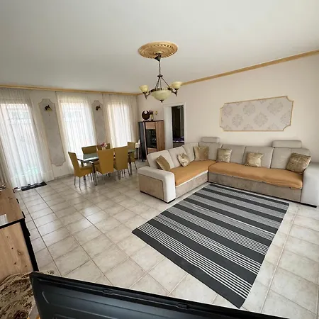 Aqua Azur Apartman * Hajdúszoboszló