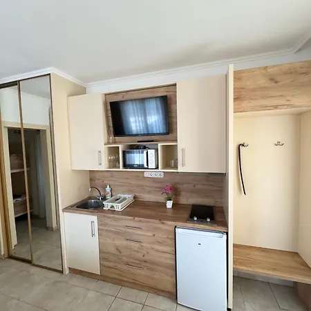 Apartment Aqua Azur Apartman *